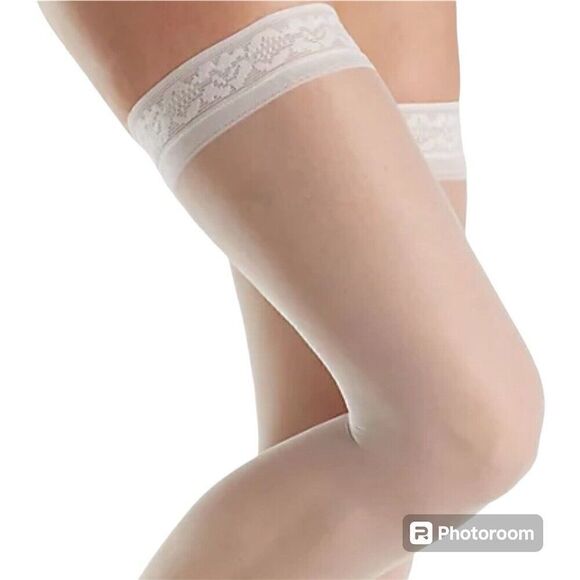 Vtg Hanes Silk Reflections 720 Thigh Highs Silky Sheer Pearl Size AB Hosiery - Picture 1 of 8